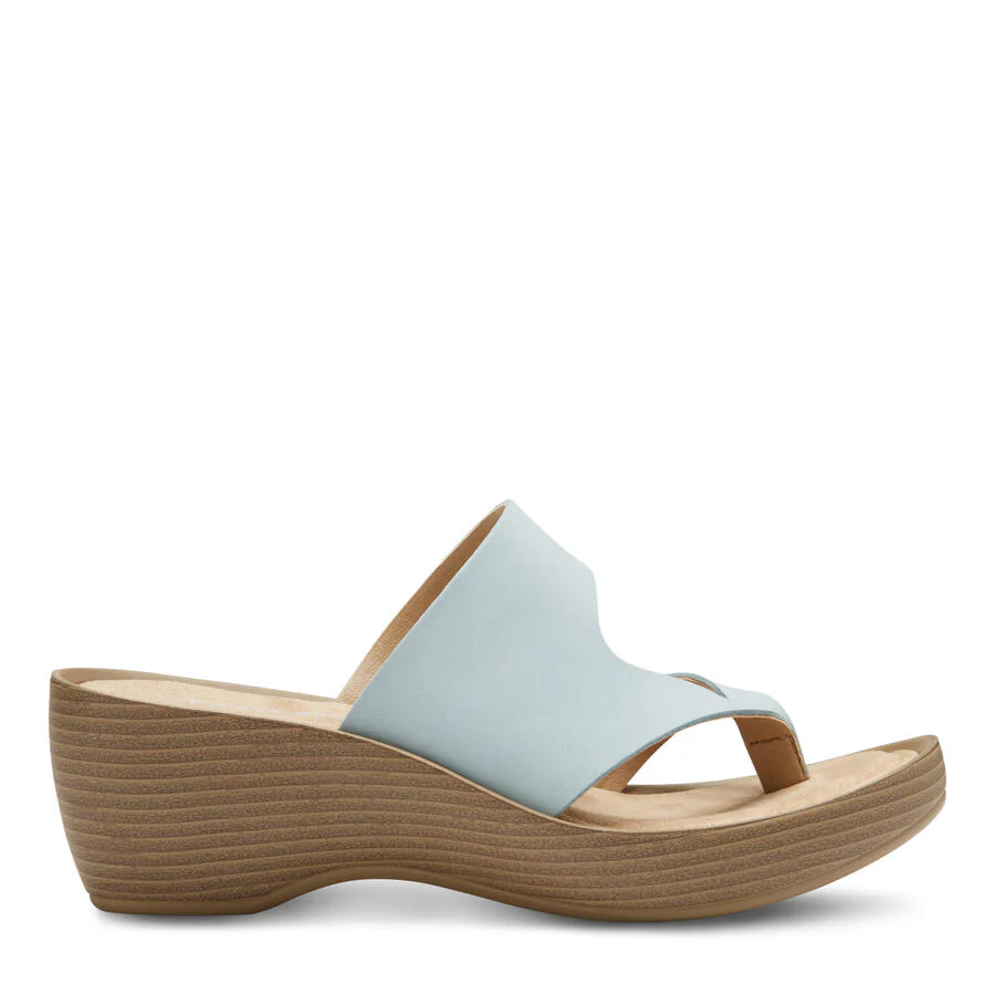 Women's Laurel Wedge Thong Sandal - Image 26