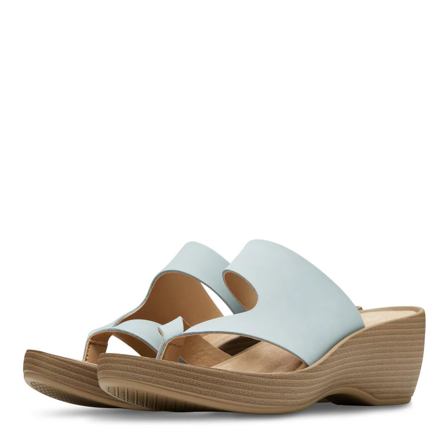 Women's Laurel Wedge Thong Sandal - Image 29