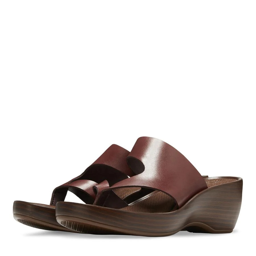 Women's Laurel Wedge Thong Sandal - Image 41